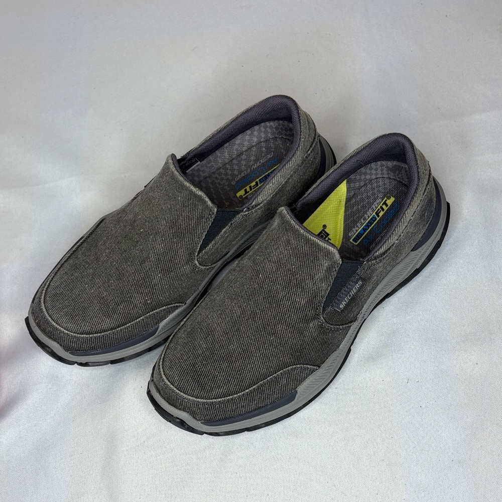 Skechers Men's Gray Slip-On Loafers Men's Size 8 Respected Fallston